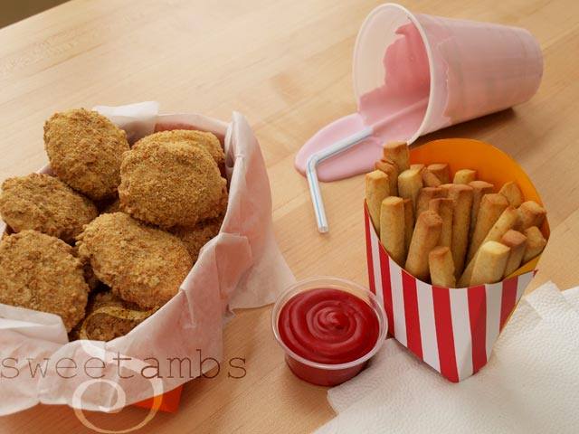 שפית יוצרת עוגיות יפהפיות שכואב לאכול אותן