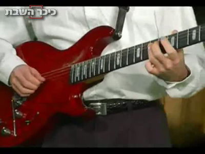 האיש בעל אלף הפרצופים. חיון