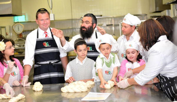 הפתעה: פלסטינים תורמים לחב"ד