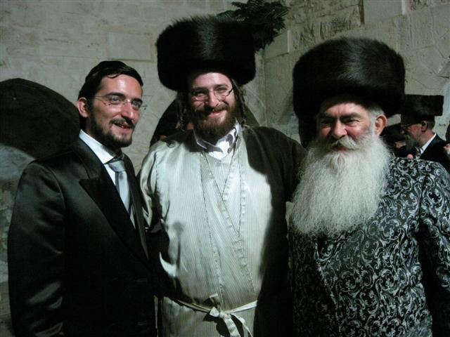 צפו בוידאו: התגלית המוזיקלית הבאה