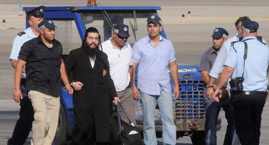 אליאור חן נחת בישראל והועבר הישר אל המשטרה