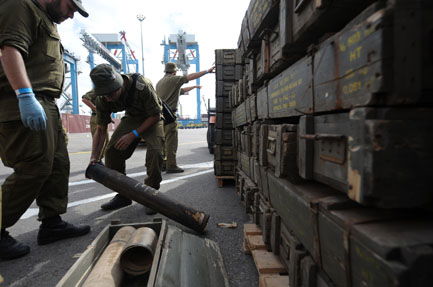 בלתי-נתפס: סיור בספינת התחמושת