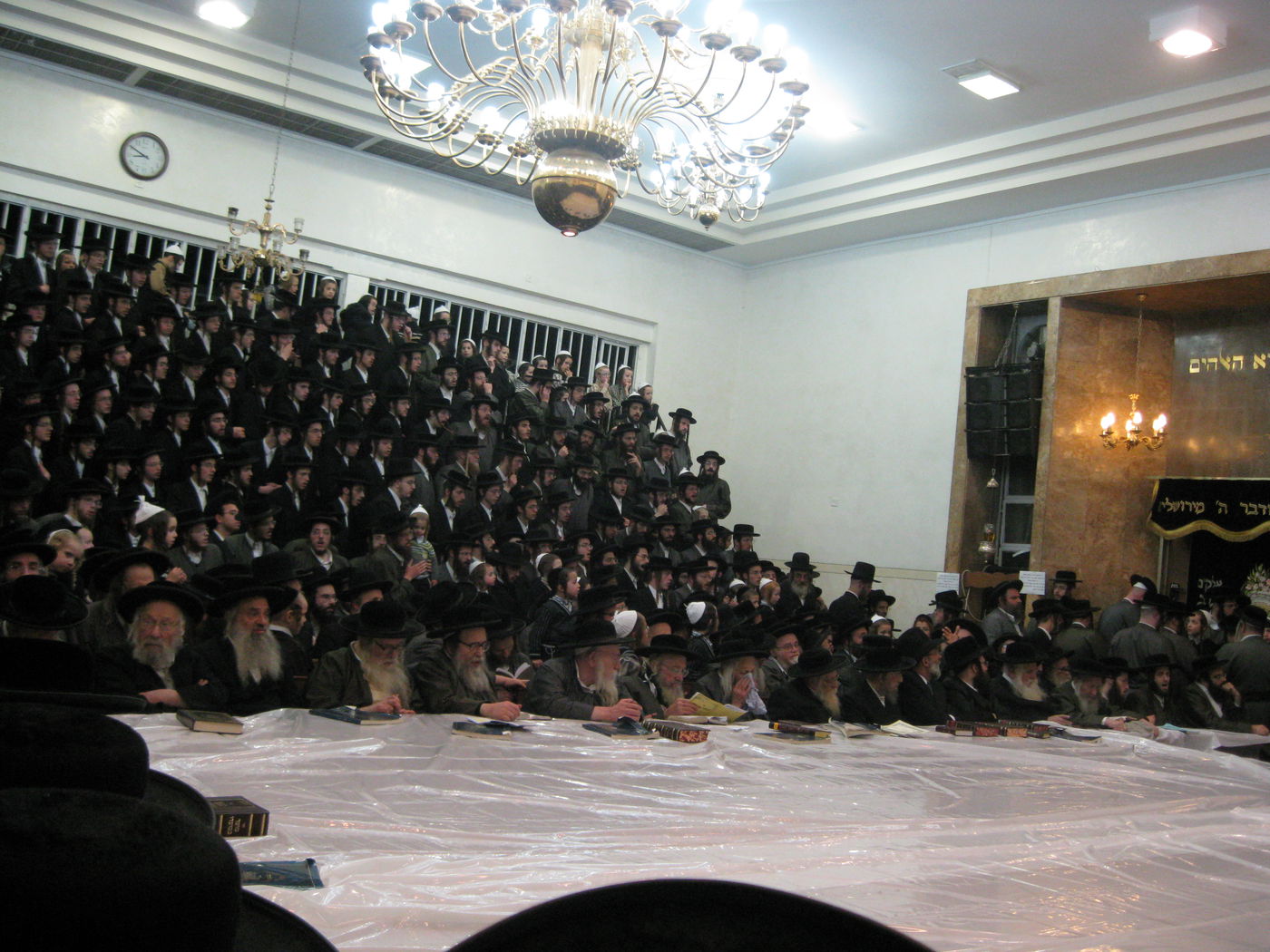 תיעוד: נר חנוכה, נוסח תולדות אהרן