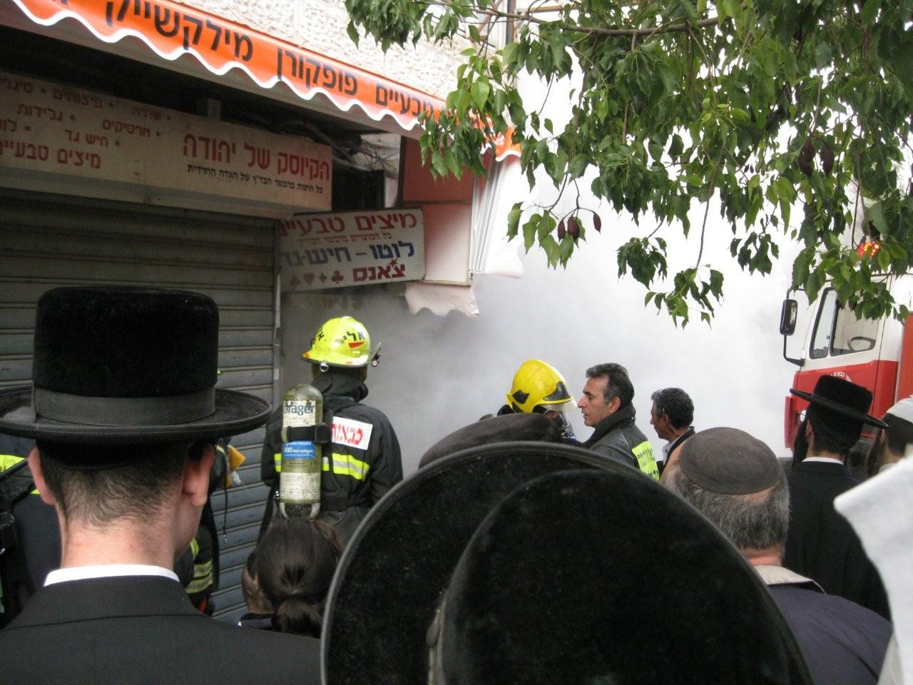 בערב שבת: מאה שערים בערה