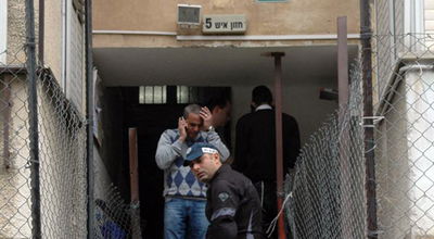 החוקרים בפתח בית הגראי"ל