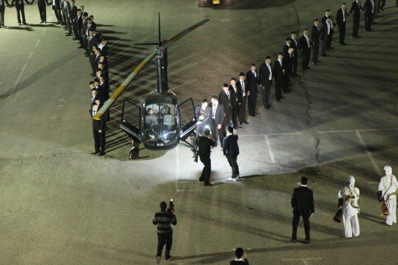 סיום הש"ס, שנת תש"ע: מסוק, לימוזינות, ניצבים