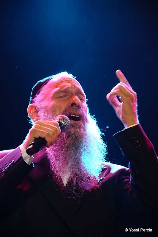 צפו בגלריה: מרדכי בן-דוד במופע הגדול בתל-אביב