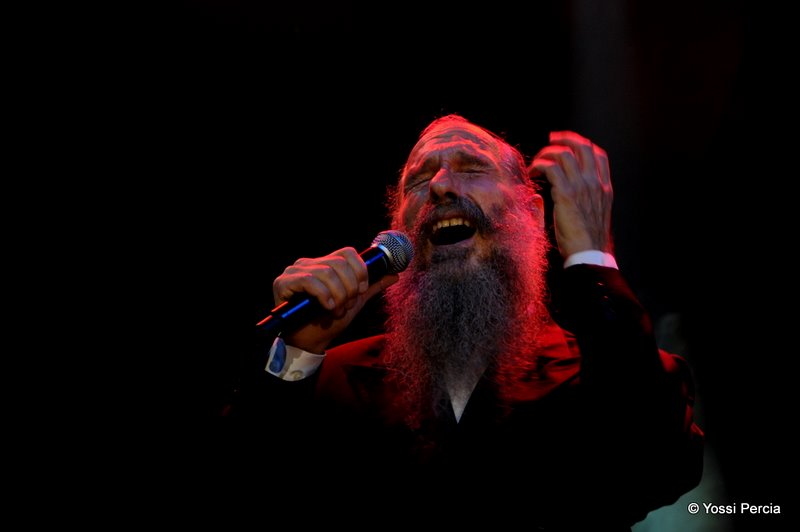 צפו בגלריה: מרדכי בן-דוד במופע הגדול בתל-אביב