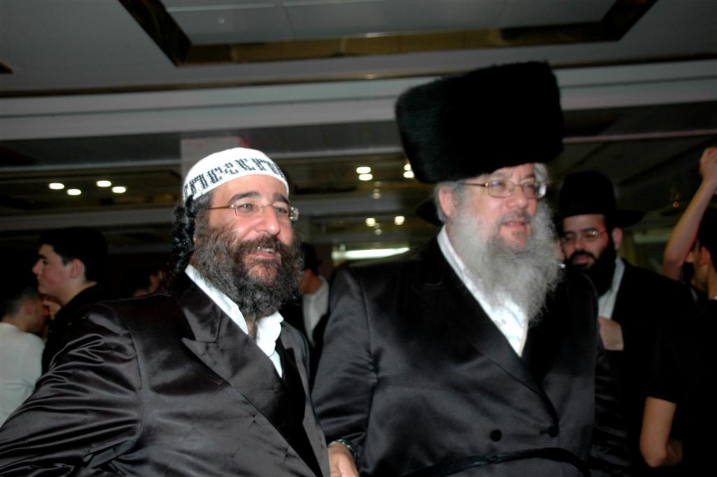 מ"מ ראש העיר, חנוך זייברט וגזבר העירייה, אריק אדלר