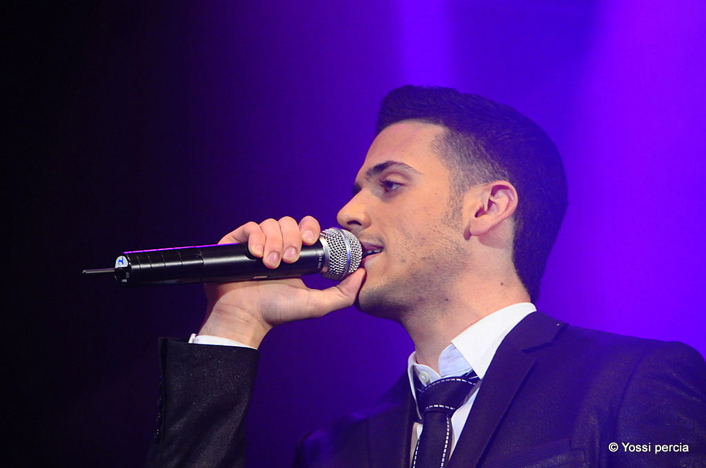 חזר לחיים: על המופע המרגש של חיים ישראל בהיכל התרבות