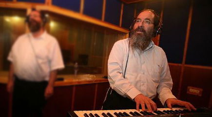 מונה באולפן