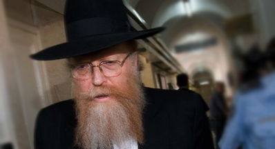 הרב פרוליך. הודח