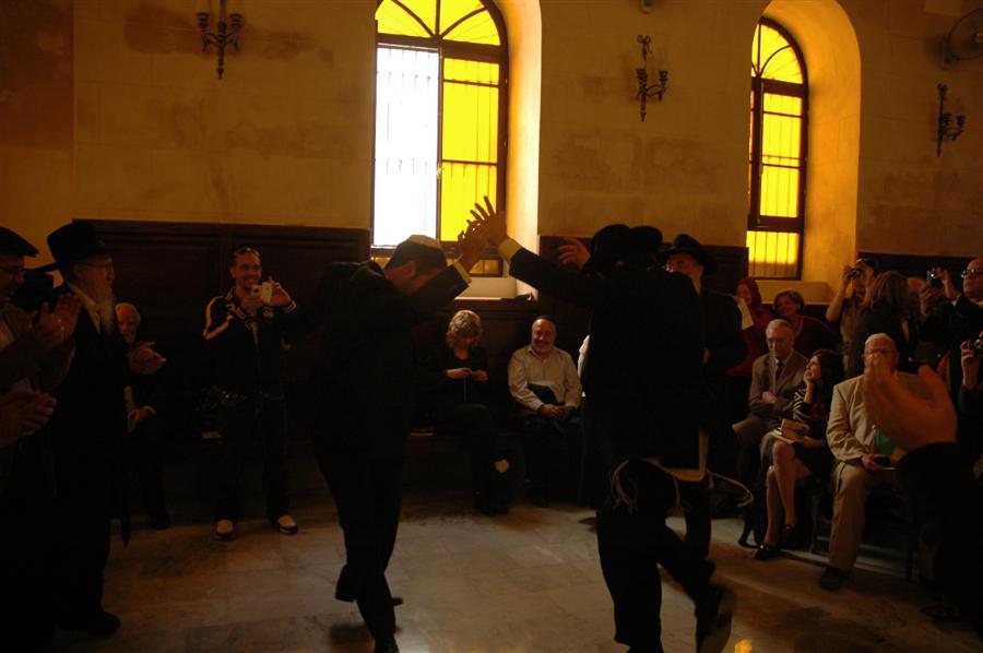 גלריית ענק: חונכים בית-כנסת במצרים