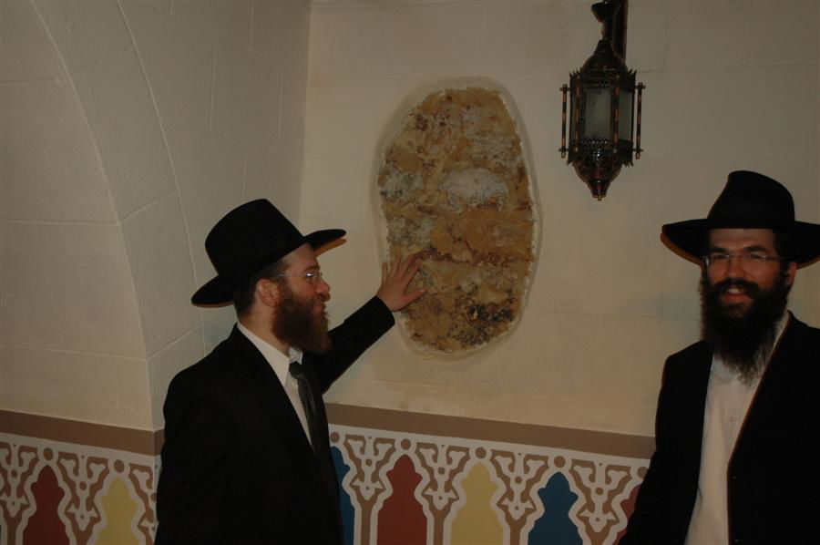 גלריית ענק: חונכים בית-כנסת במצרים