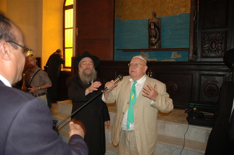 גלריית ענק: חונכים בית-כנסת במצרים