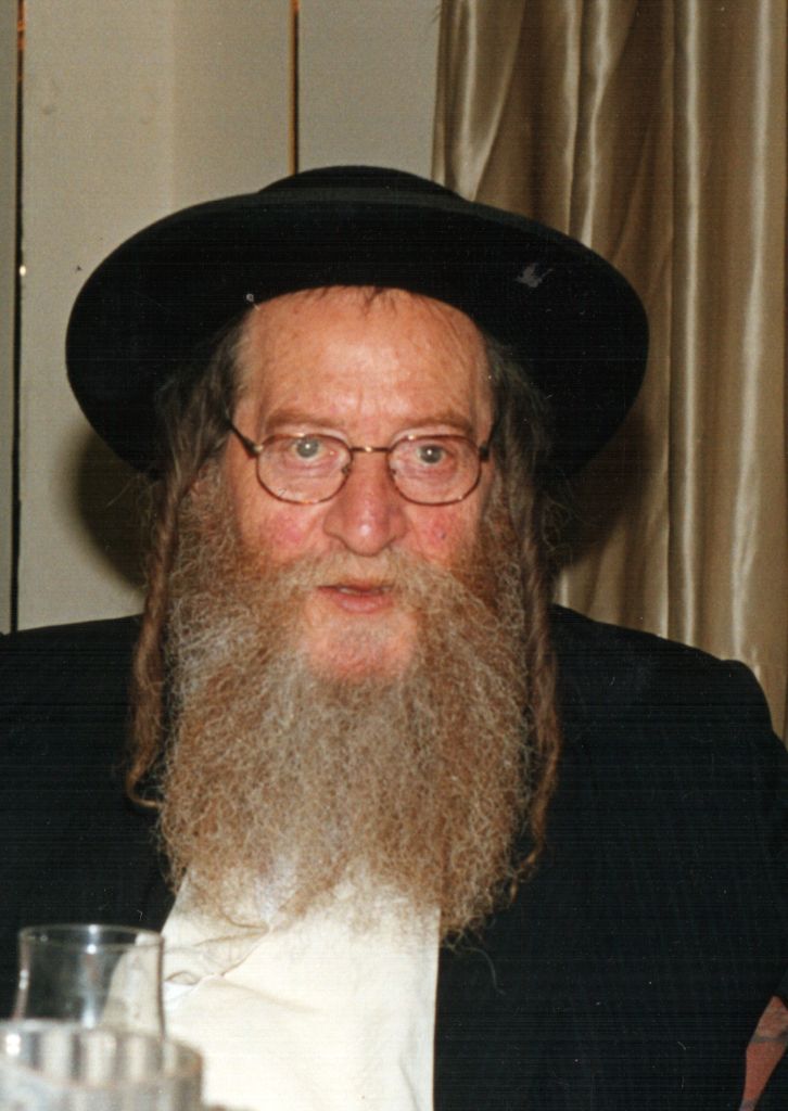 המחנך הדגול הרב מרדכי זאב זצ"ל