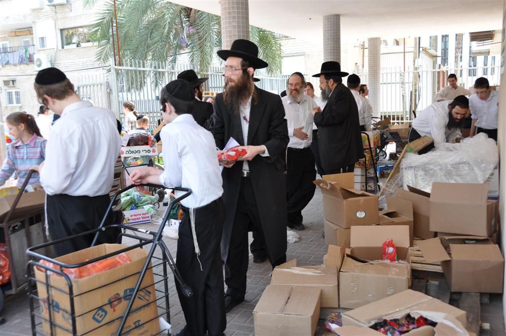 מחמם את הלב: ערב פסח, בני-ברק