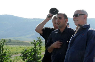 ראש הממשלה מטייל, היום