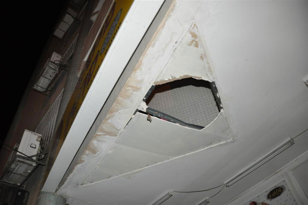 ההורים יצאו לטיול, בנם בן ה-10 נפל ממרפסת הבית