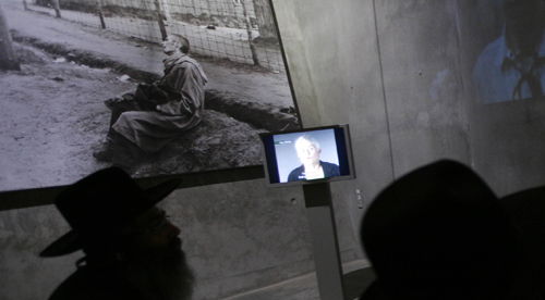 חרדים ביד ושם