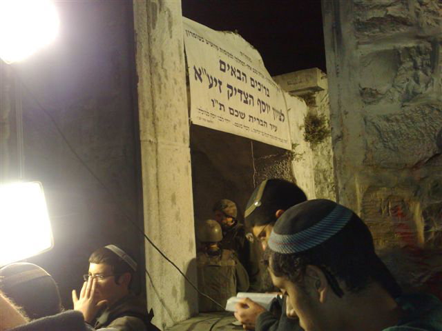 תיעוד: כך חולץ הרב וולפא מכפר ערבי