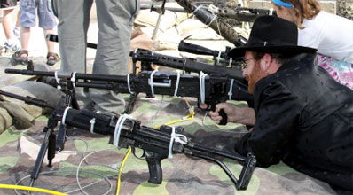 חרדי חוגג, היום