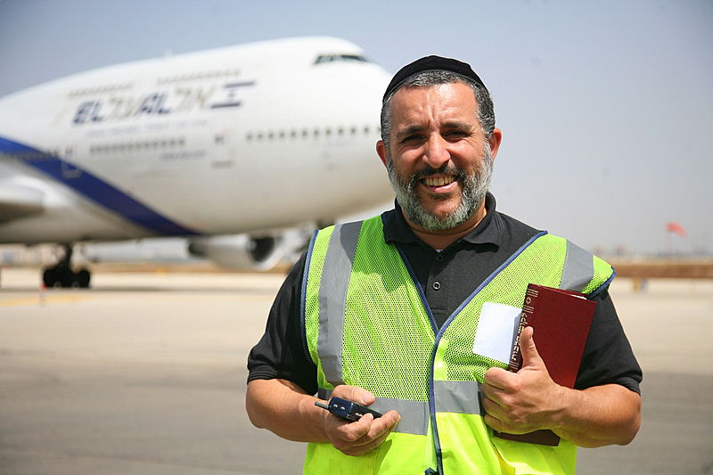 עבודה חרדית: גם לומדים, גם עובדים ● מדור חדש