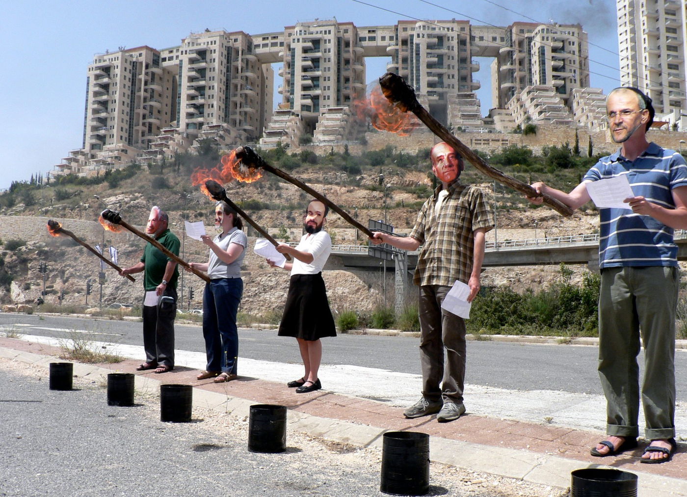 אתמול בירושלים: טקס כיבוי משואות במטרה לעצור את "רפורמת הולילנד"