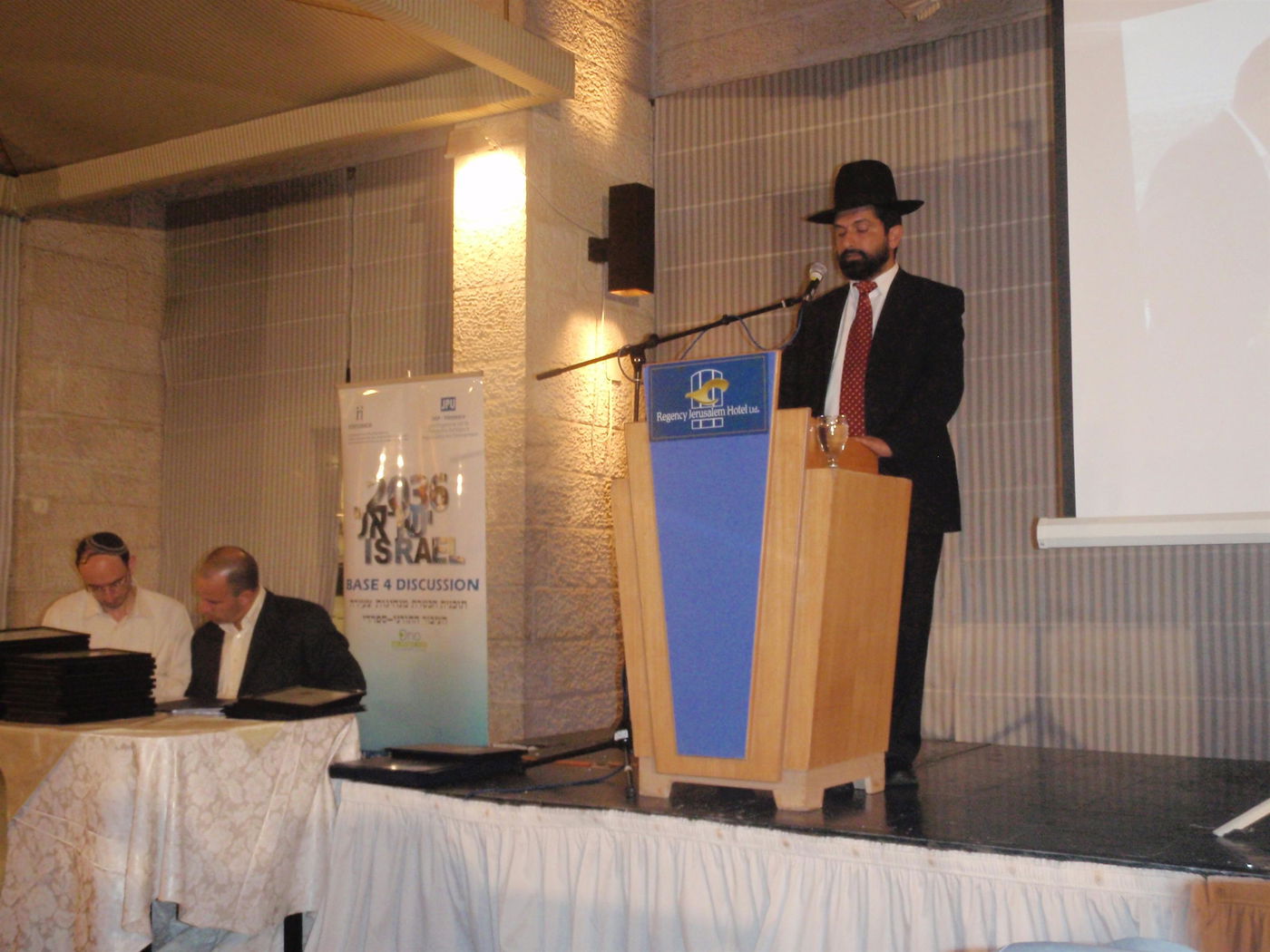 אלי ישי מבהיר: "הרב עובדיה יוסף אמר לי במפורש - לא לתמוך בהקפאה"