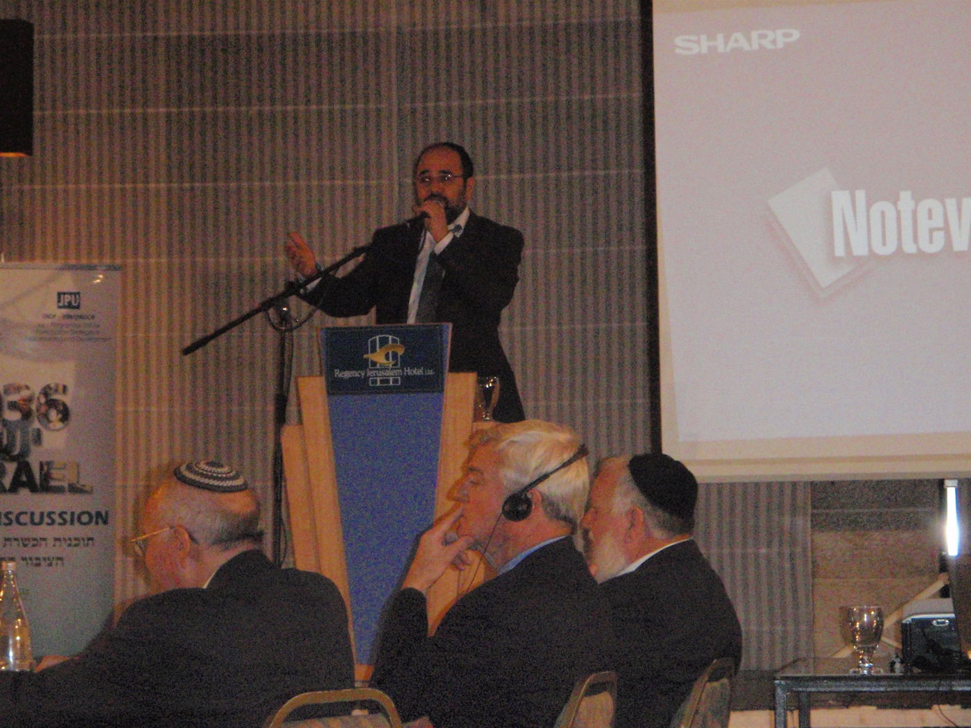 אלי ישי מבהיר: "הרב עובדיה יוסף אמר לי במפורש - לא לתמוך בהקפאה"