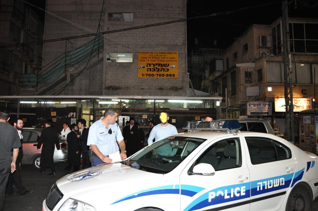 ליל שישי בבני-ברק: סערה בסיר צ´ולנט. צפו בתמונות