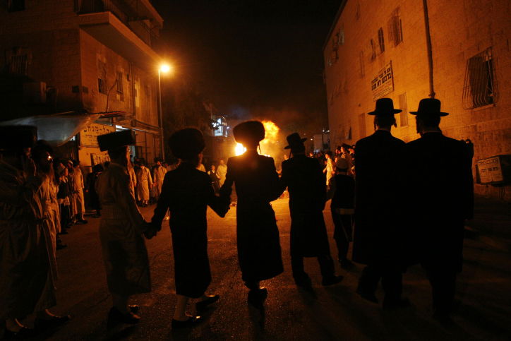 תיעוד מרהיב: כך חגגו את ל"ג בעומר במאה שערים