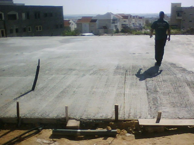 עיריית אלעד רוצה להרוס בית מדרש ברסלב בעיר