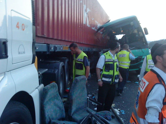 מתנדב זק"א: "המקום היה נראה ממש כמו שדה קרב"