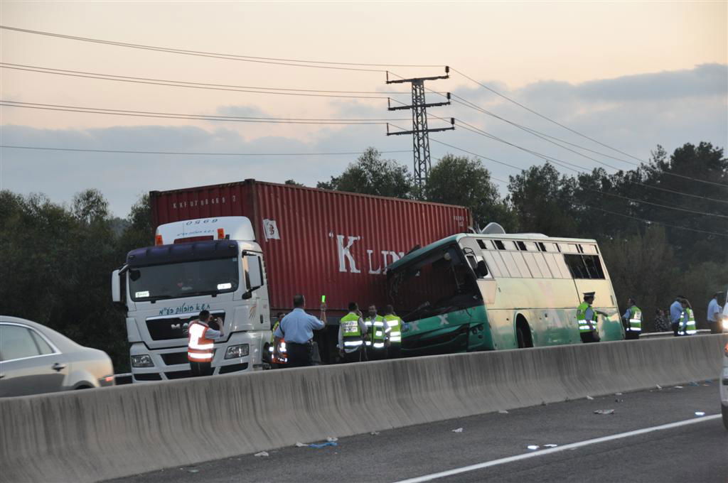 השקט המצמרר: השוטרים תיחקרו, המתנדבים פעלו
