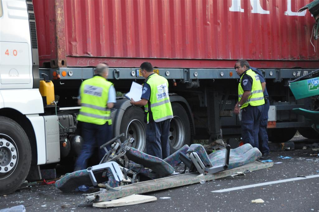 השקט המצמרר: השוטרים תיחקרו, המתנדבים פעלו