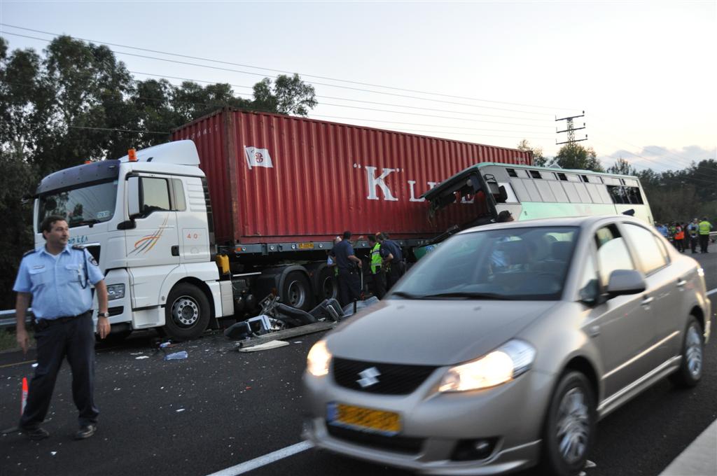 השקט המצמרר: השוטרים תיחקרו, המתנדבים פעלו