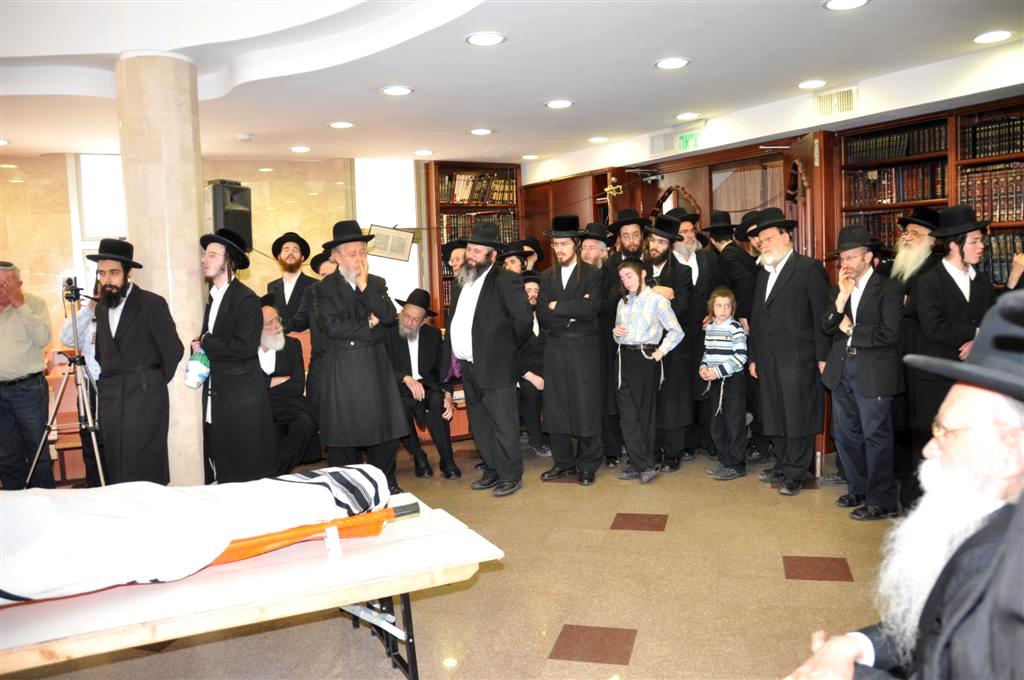 הלוויית הגאון הרב משה יעקב בוראק זצ"ל