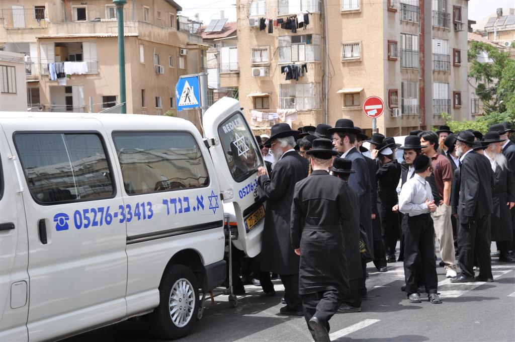 הלוויית הגאון הרב משה יעקב בוראק זצ"ל