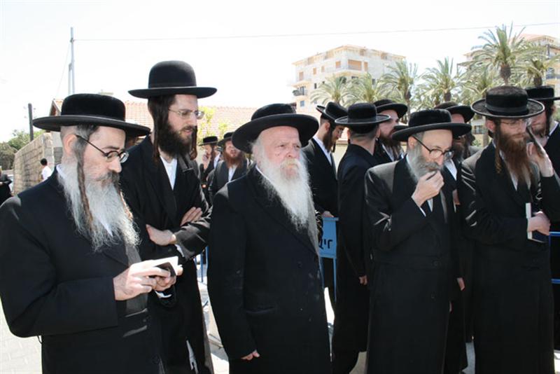 תיעוד מיוחד: כך עוצרים חרדים ביפו