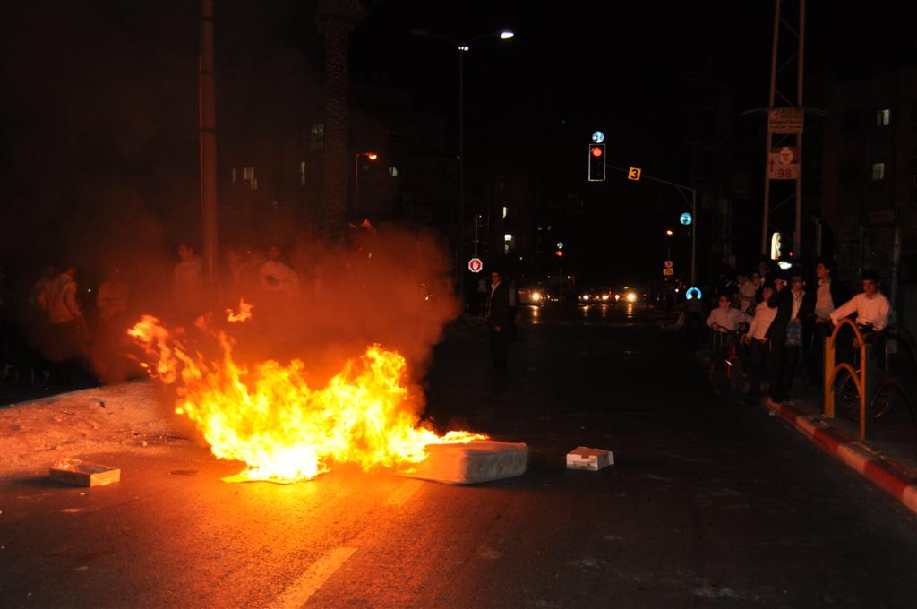 אתמול בבני-ברק: הפגנות והפרות-סדר