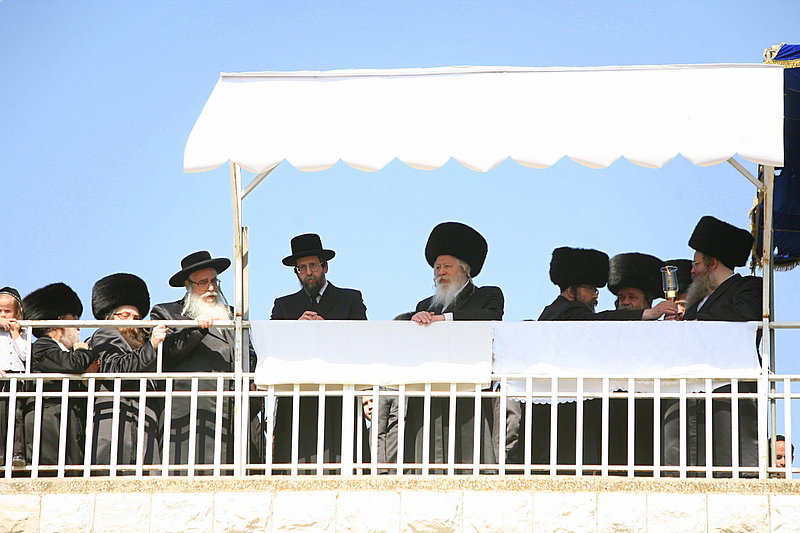 תיעוד מרהיב: חתונת נכדת כ"ק האדמו"ר מגור שליט"א