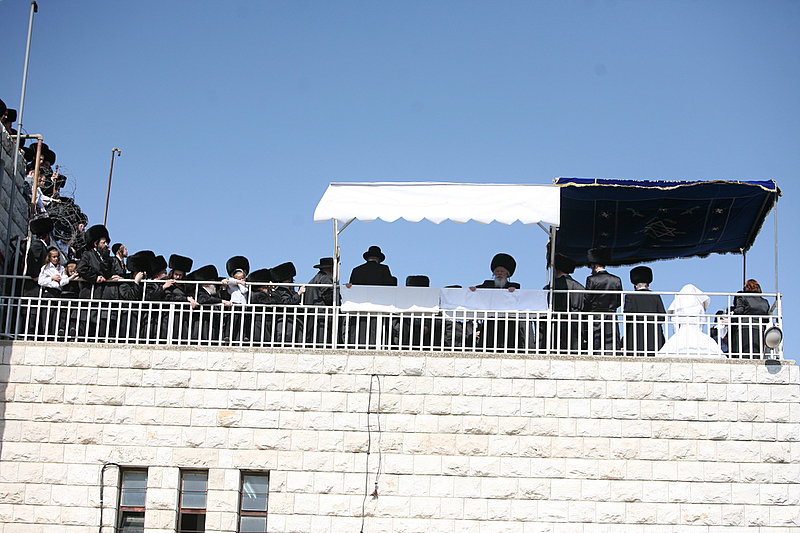 תיעוד מרהיב: חתונת נכדת כ"ק האדמו"ר מגור שליט"א