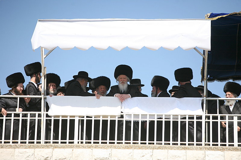 תיעוד מרהיב: חתונת נכדת כ"ק האדמו"ר מגור שליט"א