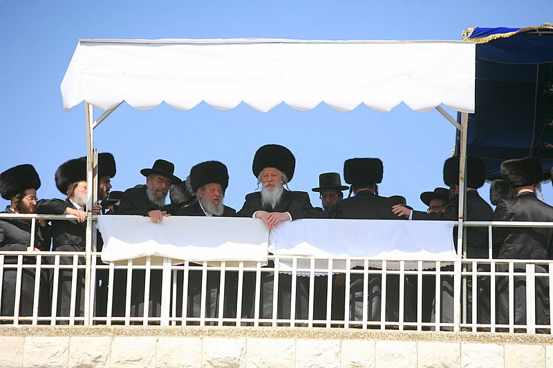 תיעוד מרהיב: חתונת נכדת כ"ק האדמו"ר מגור שליט"א