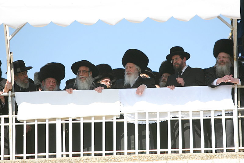תיעוד מרהיב: חתונת נכדת כ"ק האדמו"ר מגור שליט"א