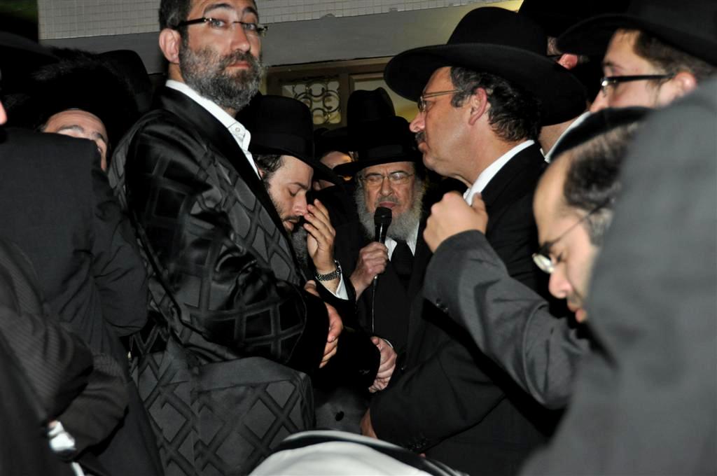 הגאון הרב מרדכי אזרחי שליט"א ראש ישיבת 'עטרת ישראל'