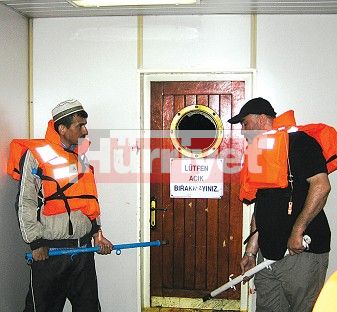 הזוועה: עיתון טורקי מתגאה בלוחמי השייטת המדממים