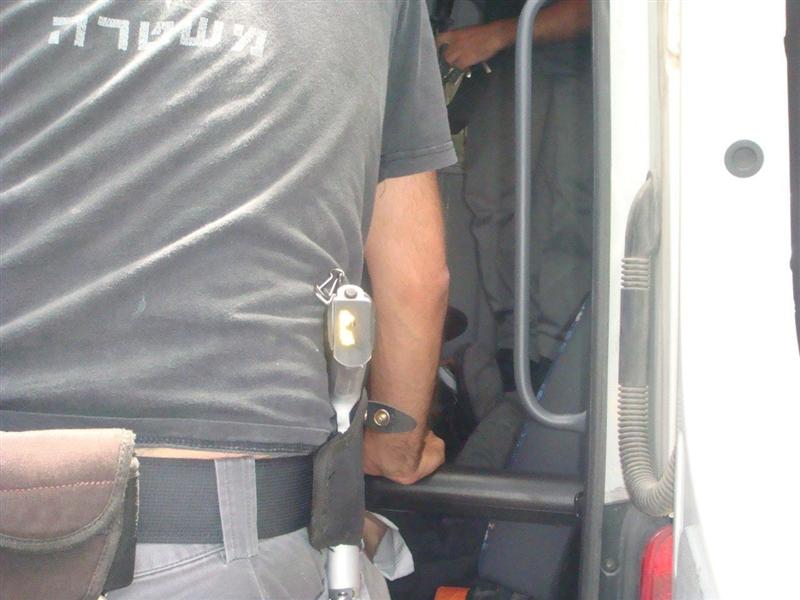 הגיעו להפגין על עצמות וחזרו עם עצמות שבורות