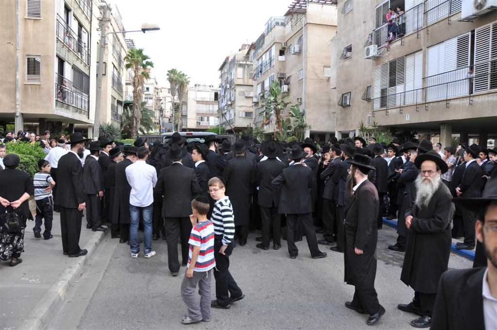 תיעוד: הלווית הרב יהודה סיטון ז"ל, אמש בבני-ברק